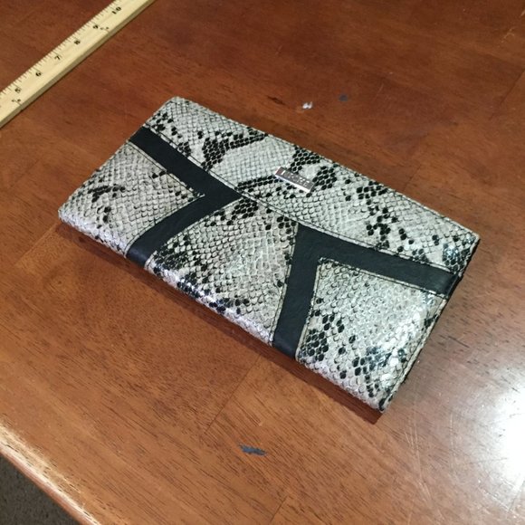 Snake Style Bag - Picture 6 of 11